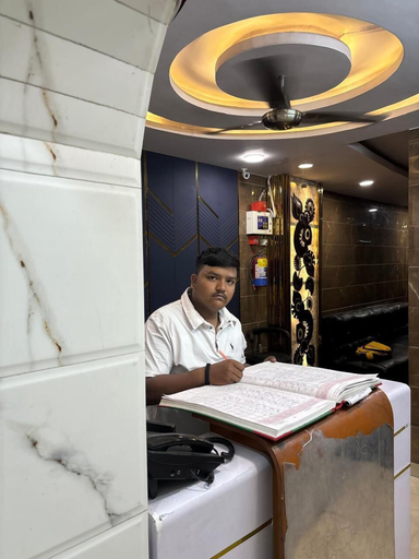 Others 5, Hotel Akash Continental, Delhi