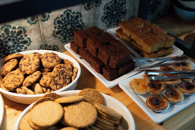 Food & Drinks 5, The Central House Lisbon Baixa - Hostel, Lisbon