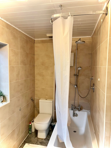 Bathroom 5, Cosy London Retreat Near Tower Bridge, London
