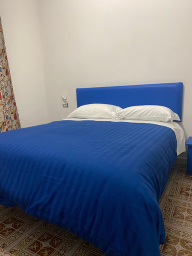 Bedroom 4, Hotel Dali, Napoli