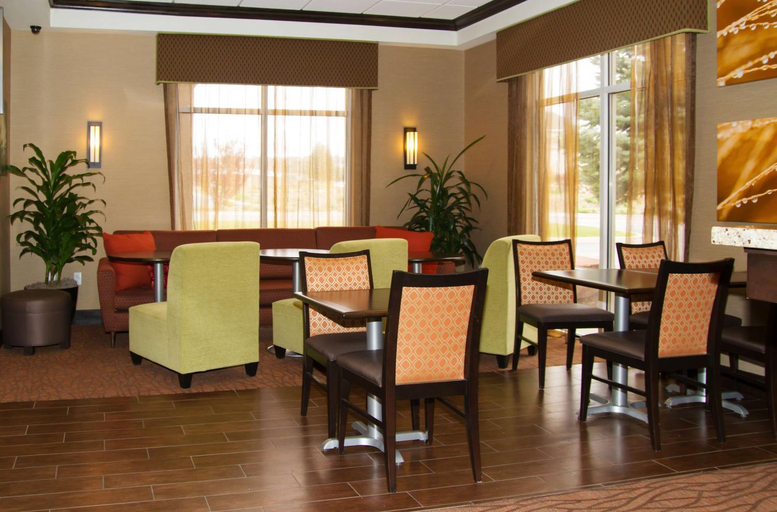 Food & Drinks 5, Spark by Hilton Cedar City, Iron