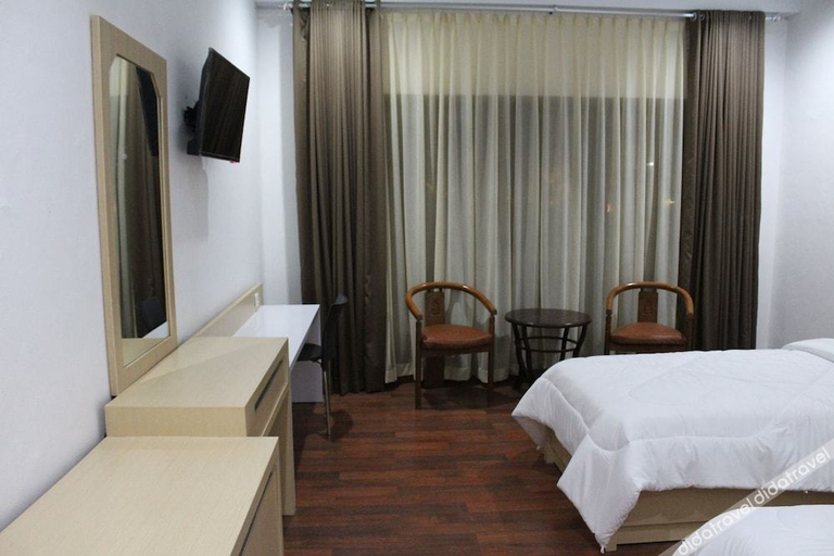 Bedroom 2, Mandalawangi Hotel, Tasikmalaya