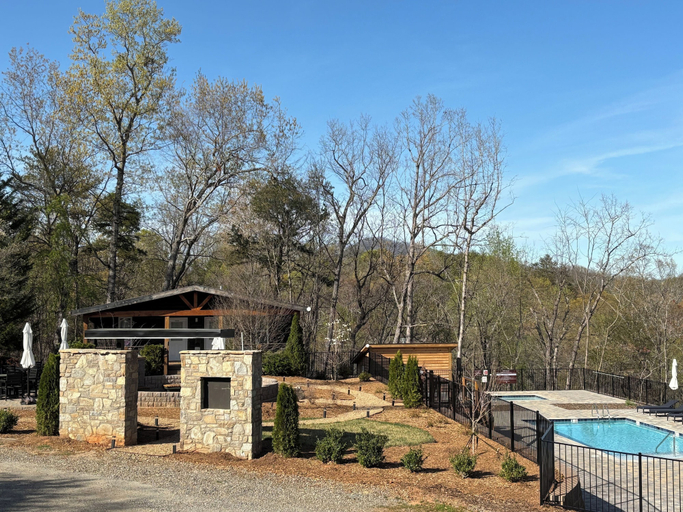 Exterior & Views 1, The Shaded Crest (Adults Only 21+), Rutherford
