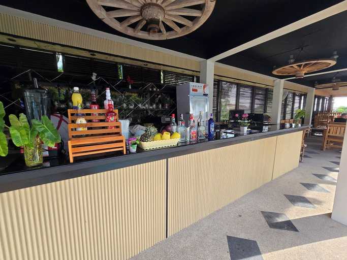Food & Drinks 5, Sasitara Residence, Ko Samui