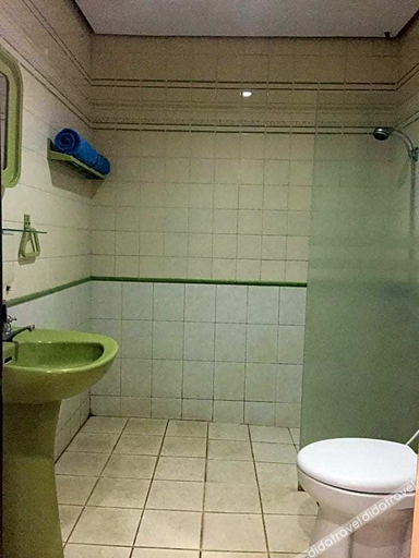 Bathroom 3, Mandalawangi Hotel, Tasikmalaya