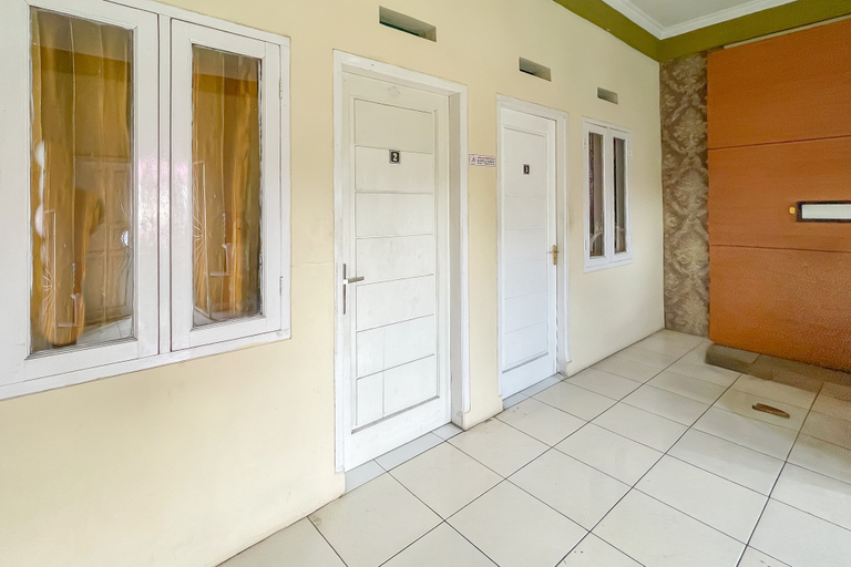 Others 5, Alza 2 Cianjur Mitra RedDoorz, Cianjur