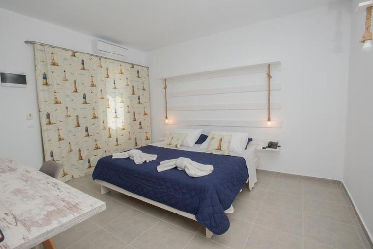 Bedroom, Fragiskos Hotel, Faistos
