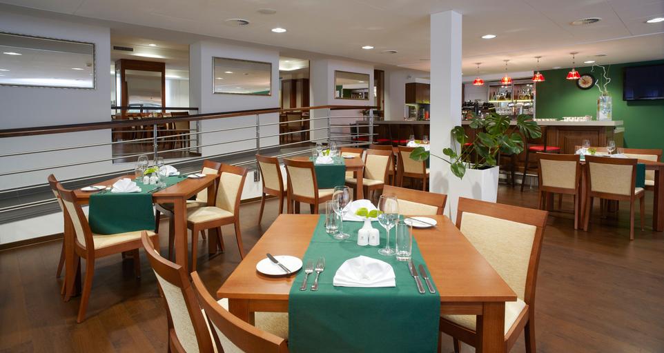 Food & Drinks 5, Harvey Spa Hotel, Cheb
