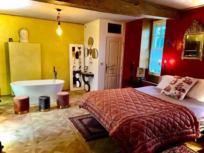 Bedroom 5, Manoir De La Barre, Orne
