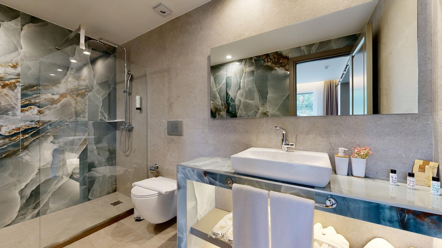 Bathroom 5, Acrotel Athena Pallas, Central Macedonia