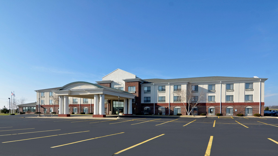 Exterior & Views 2, Holiday Inn Express & Suites FORT ATKINSON by IHG, Jefferson