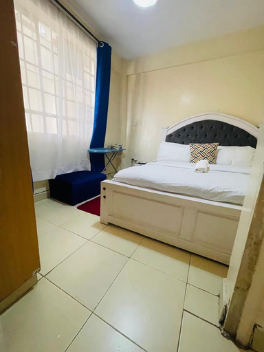 Bedroom, Homes by Essyruby, Roysambu