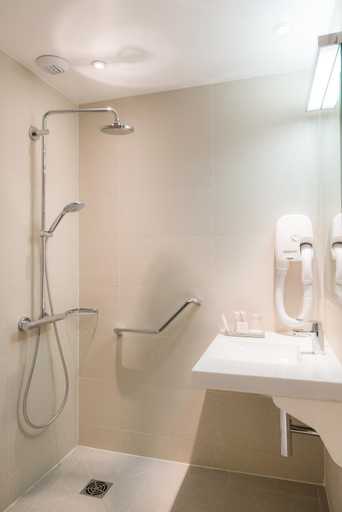 Bathroom 5, Monceau Wagram, Paris