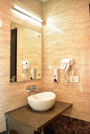 Bathroom 3, BH Hotels Aero Suites- Airport Road, Delhi