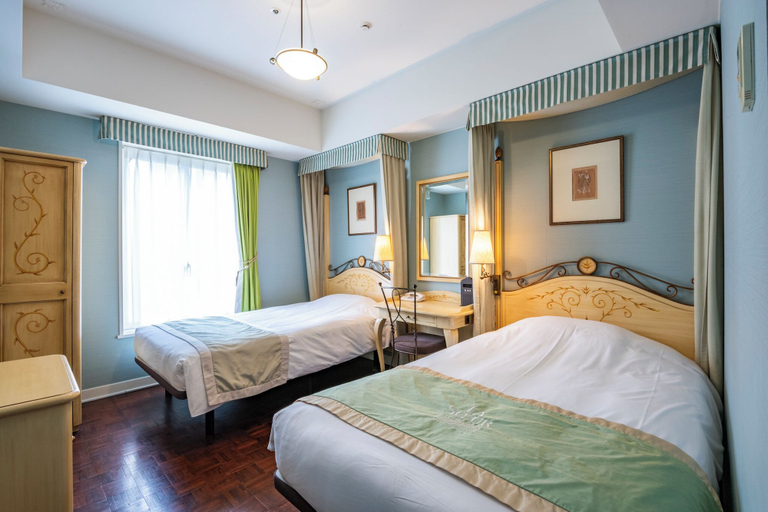 Bedroom 13
