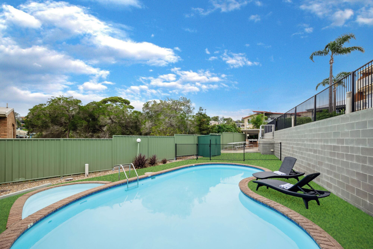 Sport & Beauty 5, Sapphire Waters Motor Inn, Bega Valley