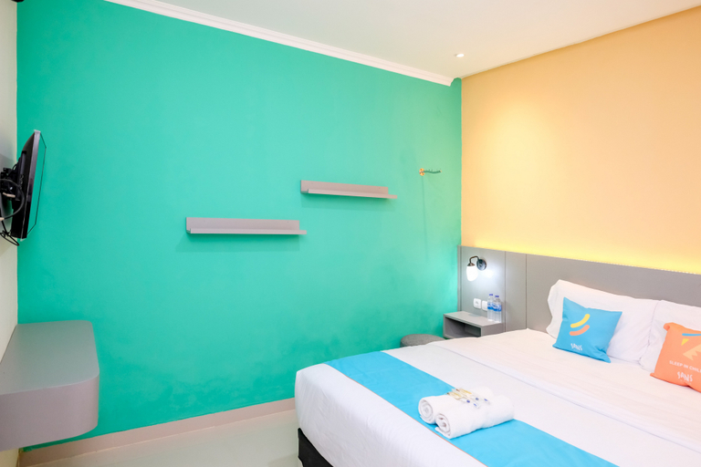 Bedroom 3, Sans Hotel Triplets Jogja Expo Center, Bantul