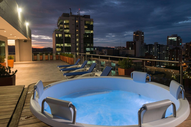 Sport & Beauty 3, Hampton by Hilton Bucaramanga, Bucaramanga