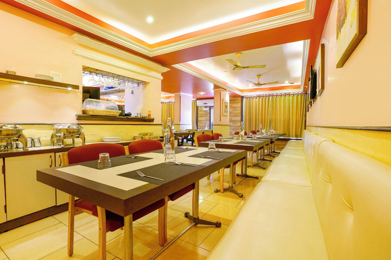 Food & Drinks 5, FabHotel Manoshanti - Nr. Big Daddy Casino, North Goa