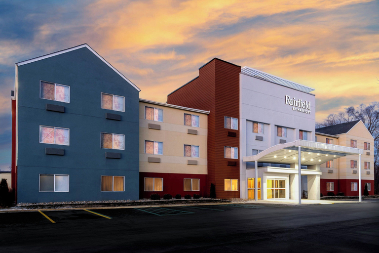 Exterior & Views 3, Fairfield Inn & Suites Jackson, Jackson
