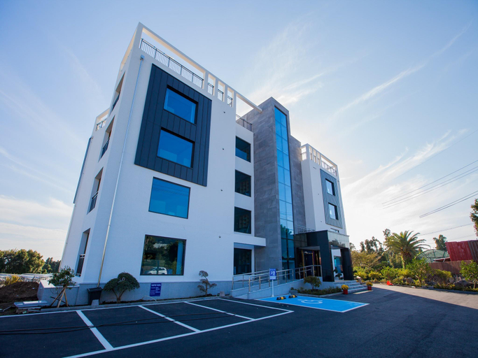 Exterior & Views 3, Fellisia Hotel, Seogwipo