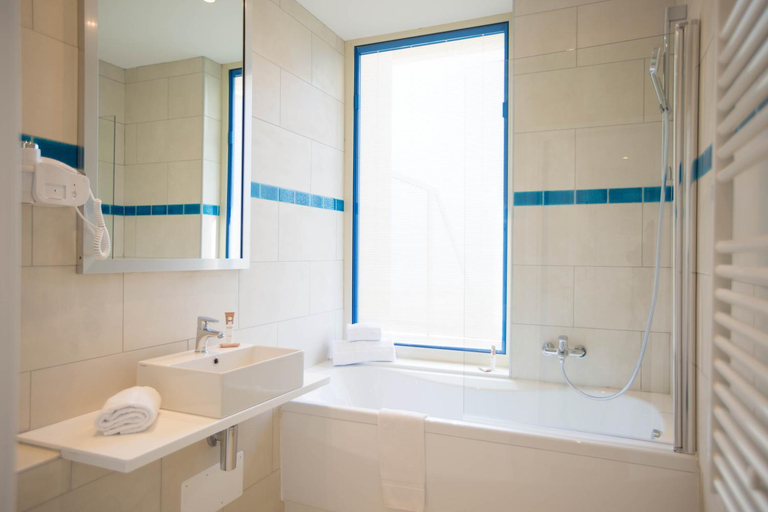 Bathroom 5, Les Terrasses d'Eze, Alpes-Maritimes