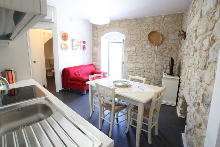 Others 3, Reusia Holiday Home, Ragusa