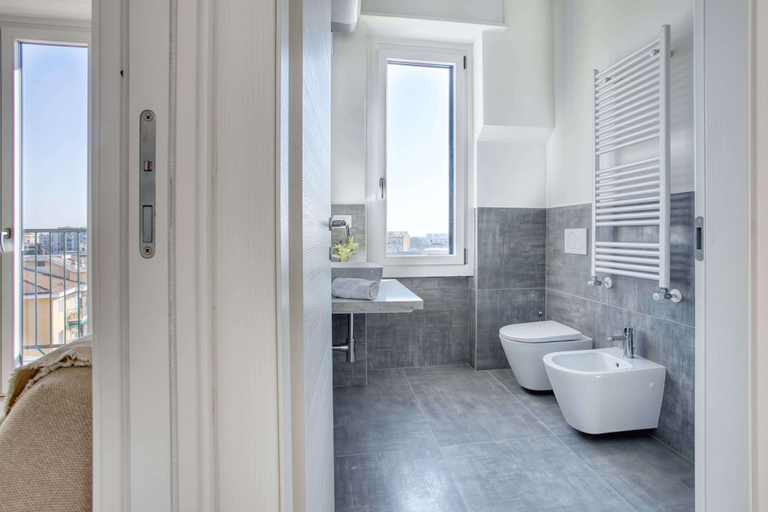 Bathroom 3, Bright flat near Lambretta Park, Milano