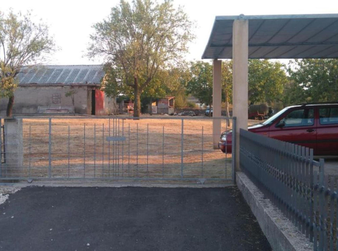 Others 4, Villa Anita, Unešić