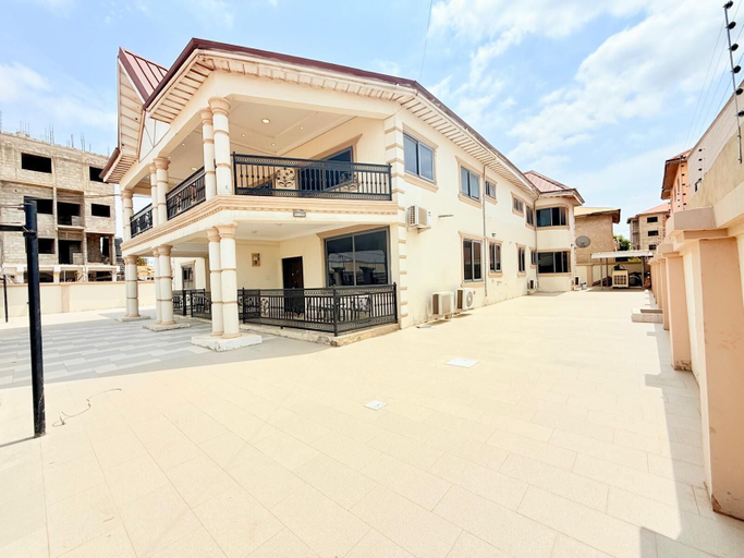 Exterior & Views 2, Jacuzzi Nori, Tema