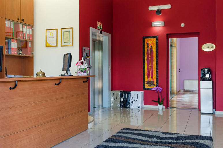 Public Area 2, Hotel Luna Blu, Ferrara