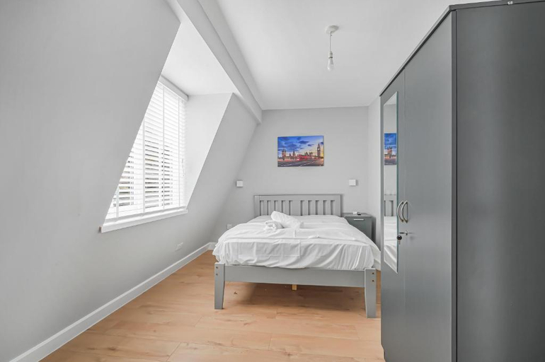 Bedroom 3, Studio 169 London, London