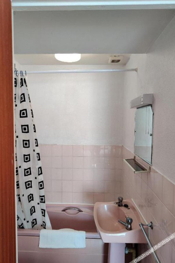 Bathroom 3, The Sherwood Palm Hotel, Torquay Beach, Torbay