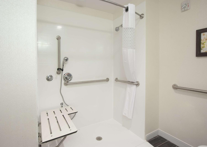 Bathroom 2, Hampton Inn and Suites Augusta/Washington Road I-20, Richmond