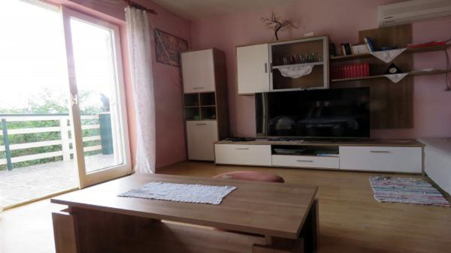 Others 4, Serene Barbat Escape With Just Minutes From the Beach, Lopar/Supetarska Draga