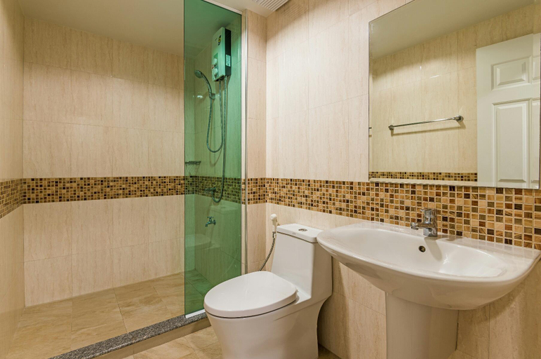 Bathroom 4, Bb Garden Resort, Din Dang