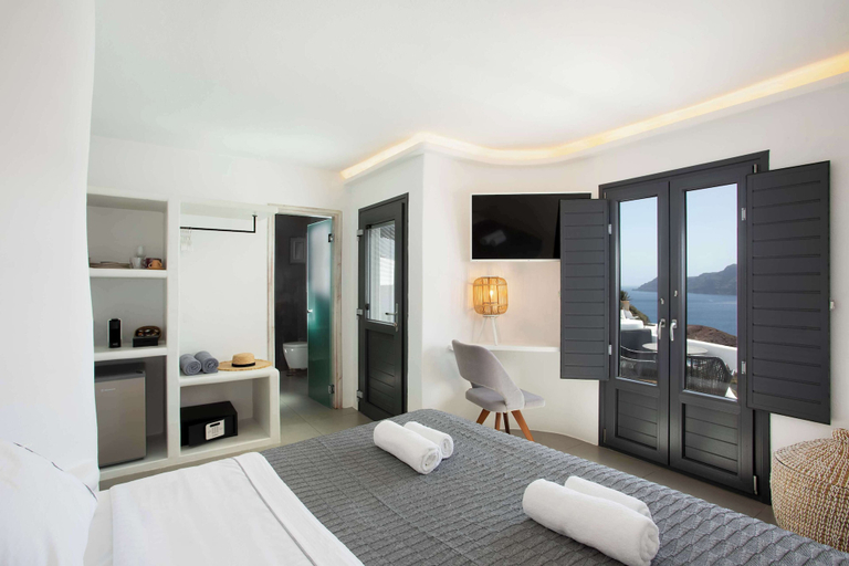 Bedroom 3, ArmonOia Luxury Caves, South Aegean