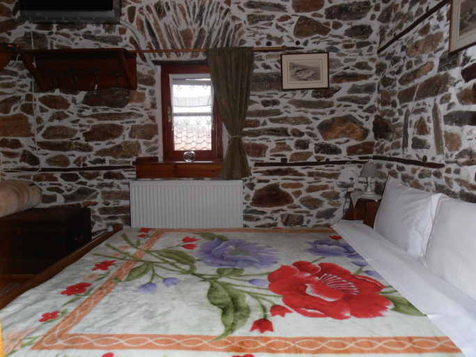 Bedroom 3, Mansion Terpou, Thessaly