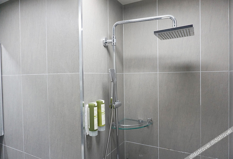 Bathroom 3, Sotasuite Sokcho World Sky, Sokcho
