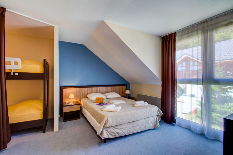 Bedroom 4, Vacancéole - Les Balcons d'Aix, Savoie
