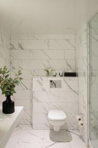 Bathroom 4, The Davenport, Dublin