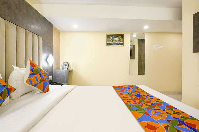Bedroom 2, FabHotel Millenium, Mumbai Suburban