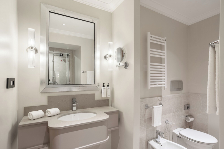 Bathroom 4, Room Mate Collection Mia, Rome Colosseum, Rome