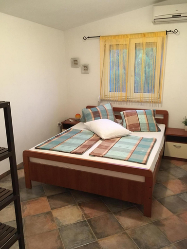 Bedroom 2, Apartments Pranic, Vir
