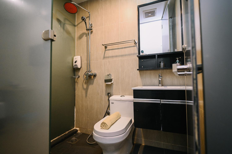 Shower 5, Swing & Pillows @ Kota Kemuning Selangor, Shah Alam