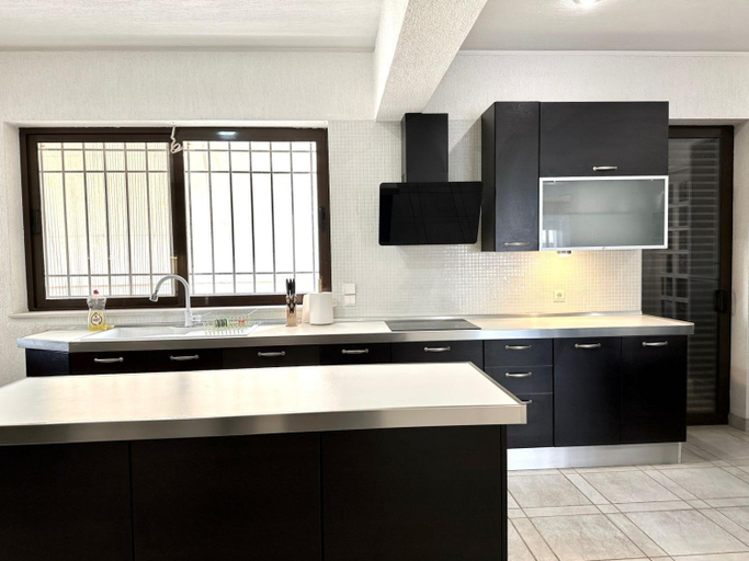 Kitchen 5, Glyfada Grand Residence, Attica