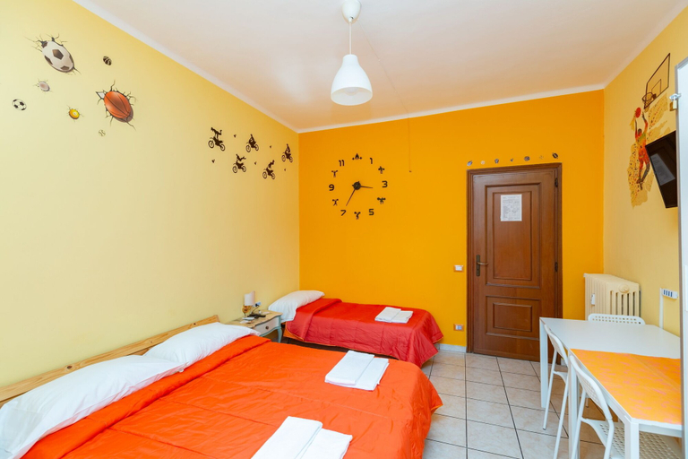 Bedroom 4, Grotta dello Sport, Torino