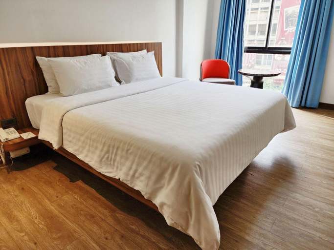 Bedroom 30