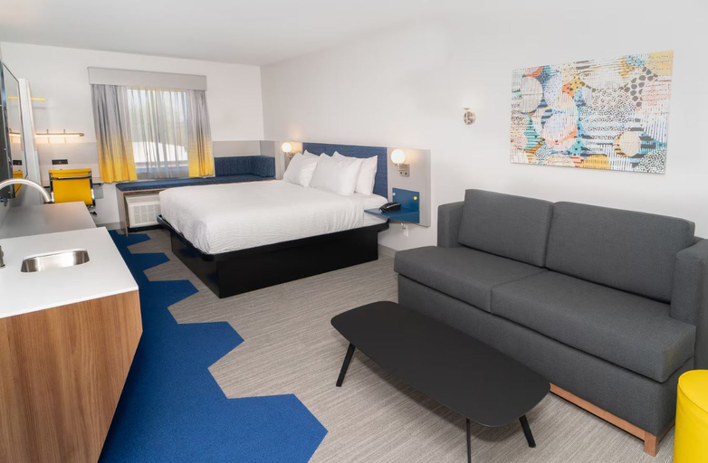 Bedroom 3, Microtel Inn & Suites By Wyndham Newark NY, Wayne