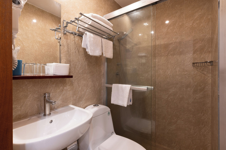 Bathroom 4, Rome Love Hotel, Roma